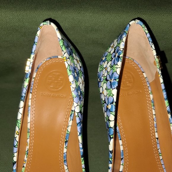 Tory Burch Heels - Picture 10 of 17